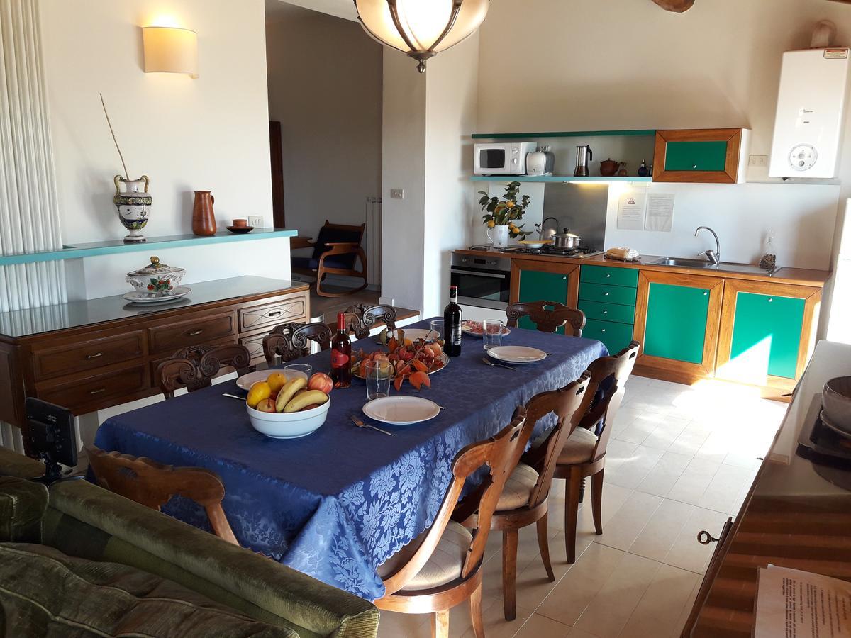 La Rocca Di Montalbino Apartment Монтеспертоли Екстериор снимка