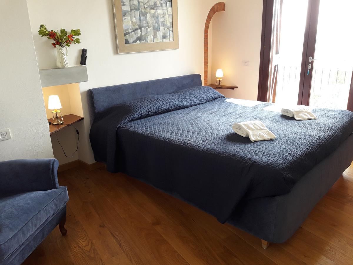 La Rocca Di Montalbino Apartment Монтеспертоли Екстериор снимка