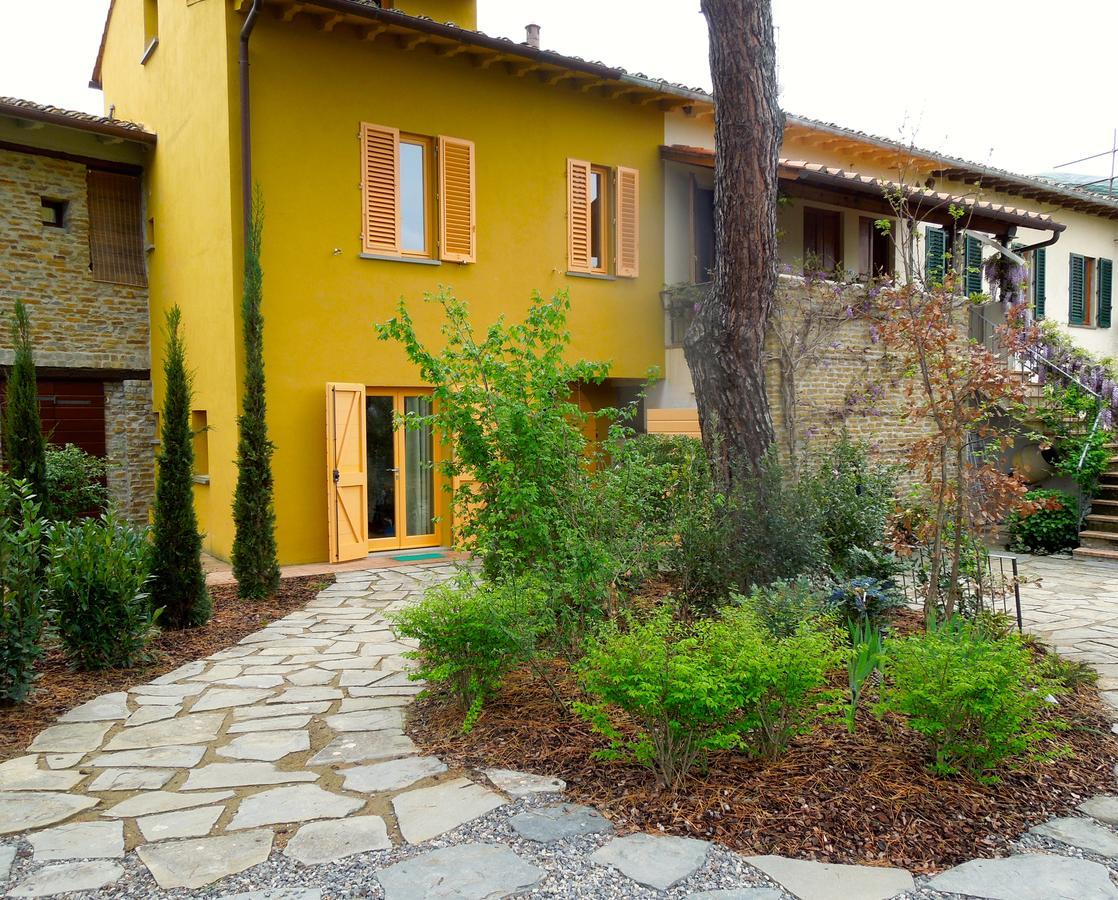 La Rocca Di Montalbino Apartment Монтеспертоли Екстериор снимка
