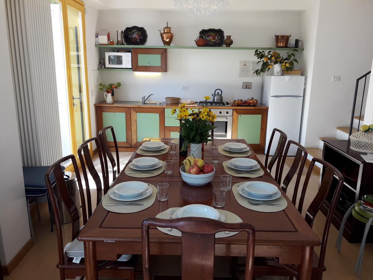La Rocca Di Montalbino Apartment Монтеспертоли Екстериор снимка